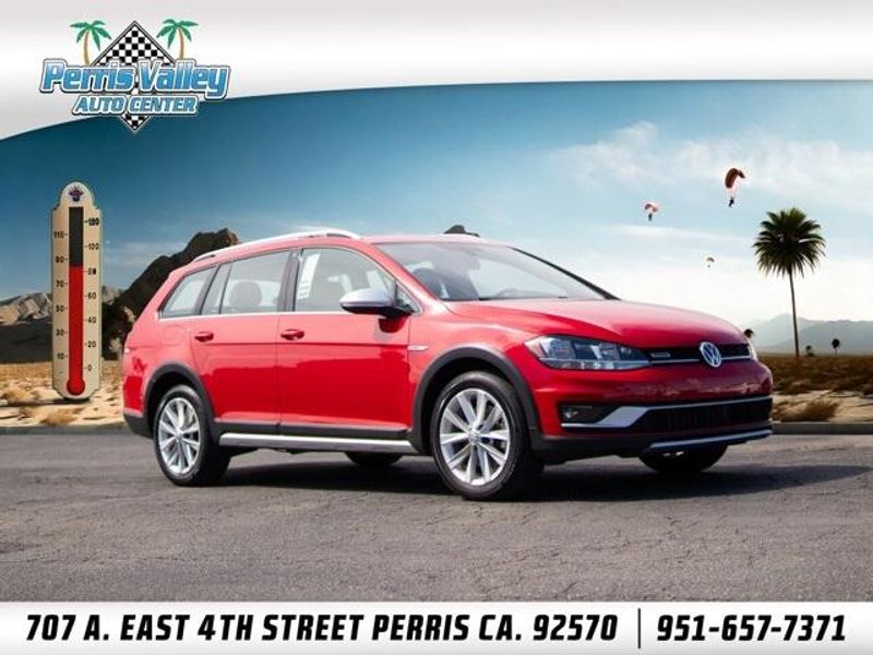 Used 2018 Volkswagen Golf Alltrack TSI SEImage 1