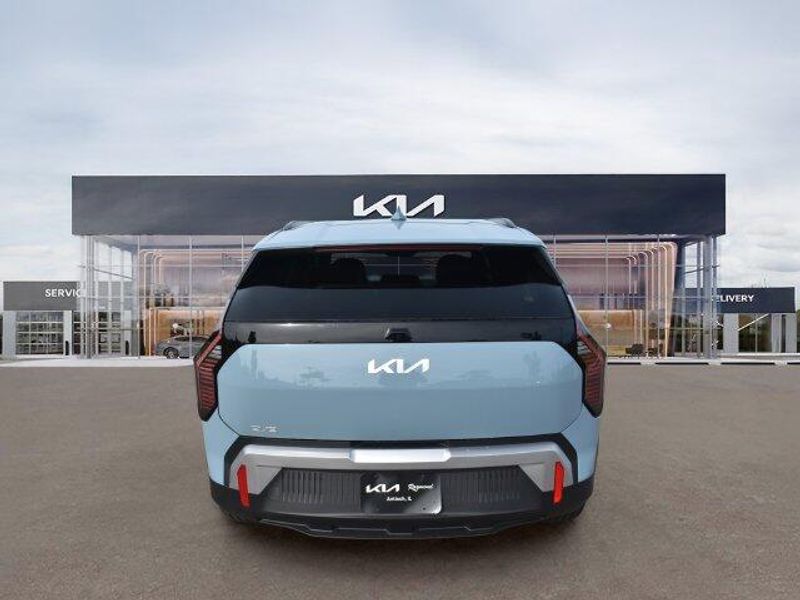 New 2027 Kia EV3 WindImage 5