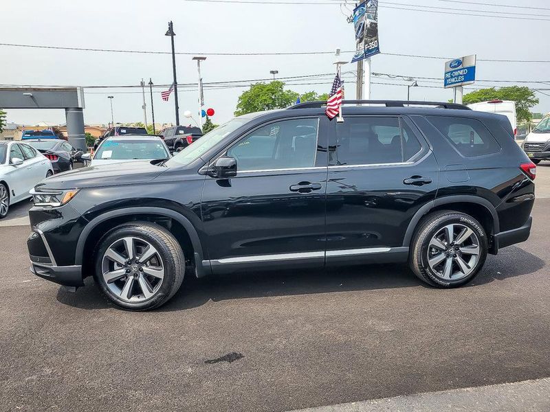 2025 Honda Pilot Elite photo 5
