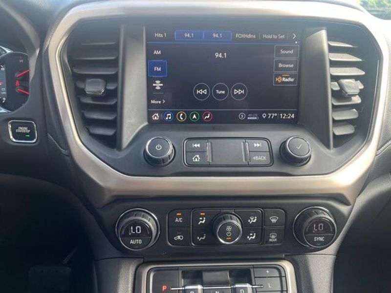 2020 GMC Acadia Denali