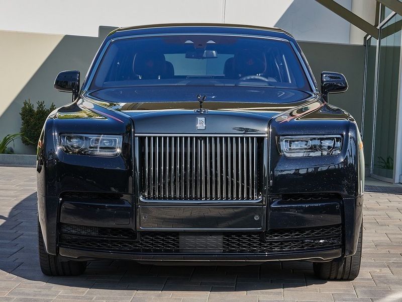 2024 Rolls-Royce Phantom Image 7