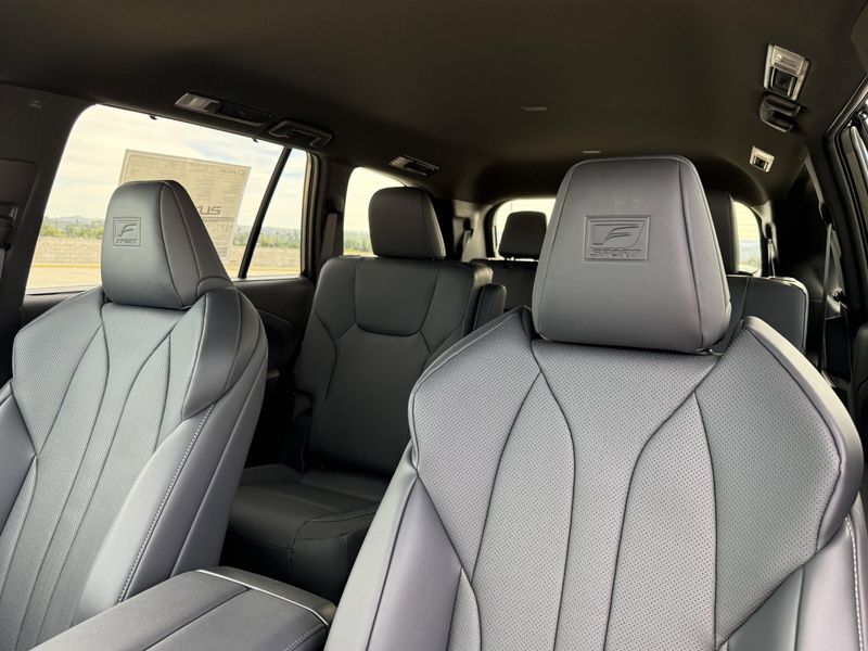 New 2026 Lexus TX 500h F SPORT Performance PremiumImage 18