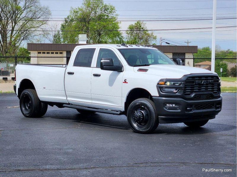 New 2026 RAM 3500 Tradesman Crew Cab 4x4 8' Box