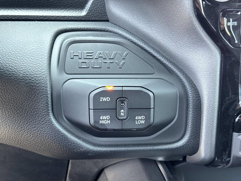 New 2026 RAM 3500 Laramie Crew Cab 4x4 6'4' Box