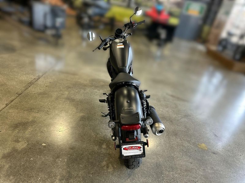 2022 Honda REBEL 300 Image 12