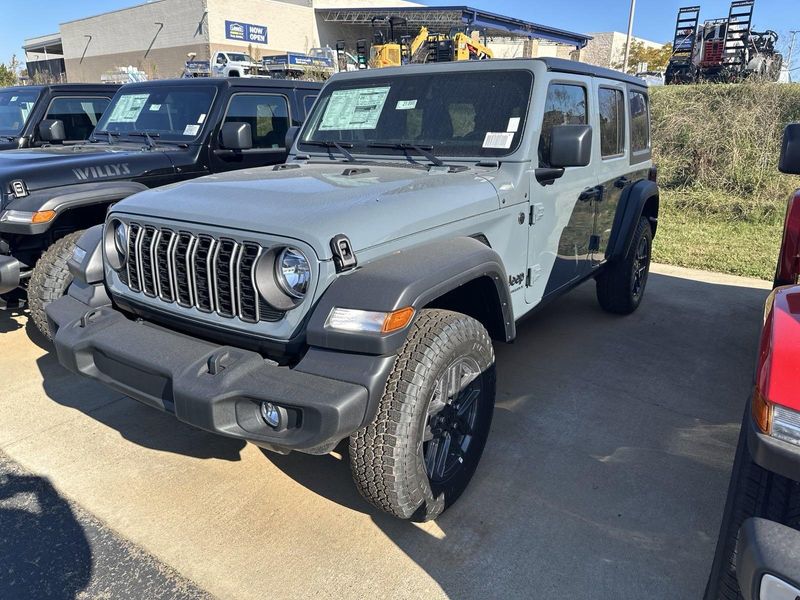 2024 Jeep Wrangler 4-door Sport SImage 1