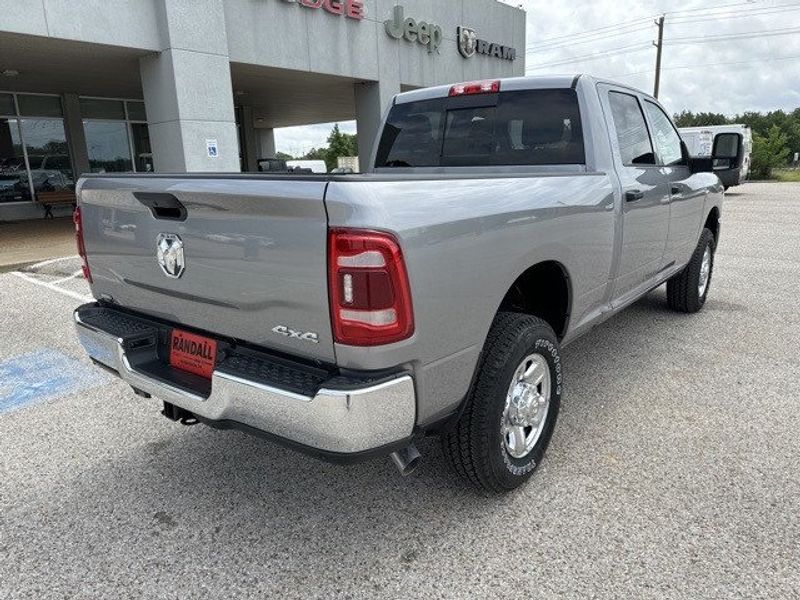 2024 RAM 2500 Tradesman Crew Cab 4x4 6