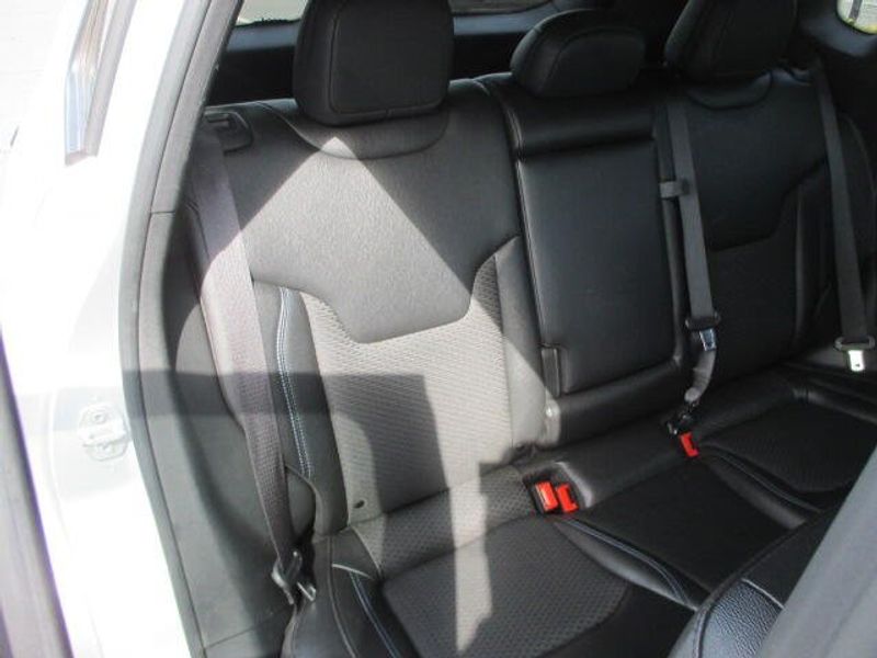 Used 2024 Jeep Compass LatitudeImage 27