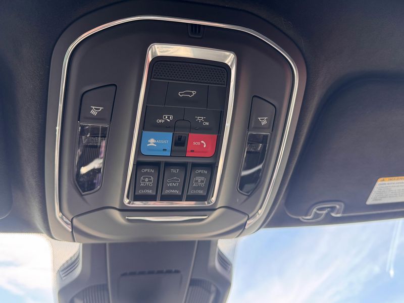 2024 Wagoneer S Launch EditionImage 25