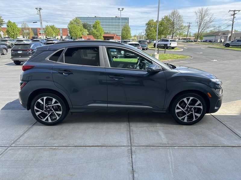 2022 Hyundai Kona LimitedImage 4