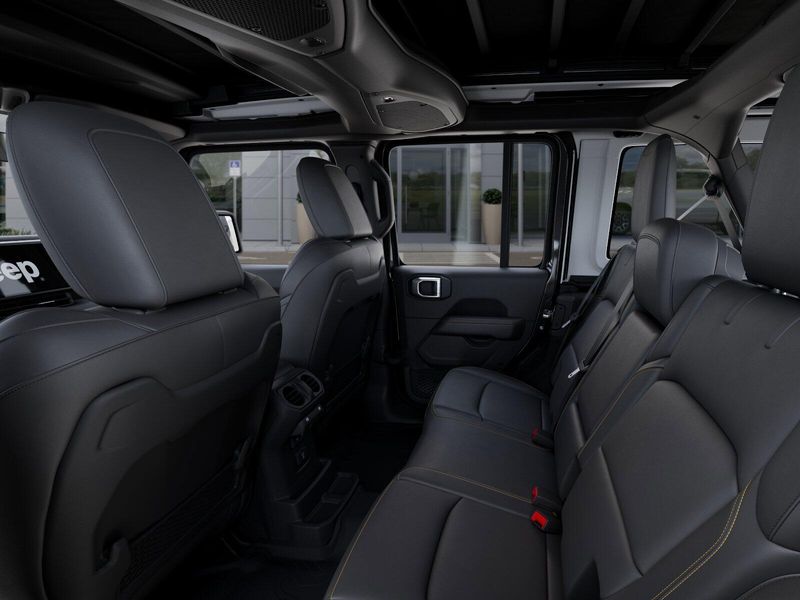 New 2026 Jeep Wrangler 4-door SaharaImage 24
