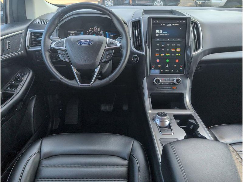 2024 Ford Edge SELImage 31