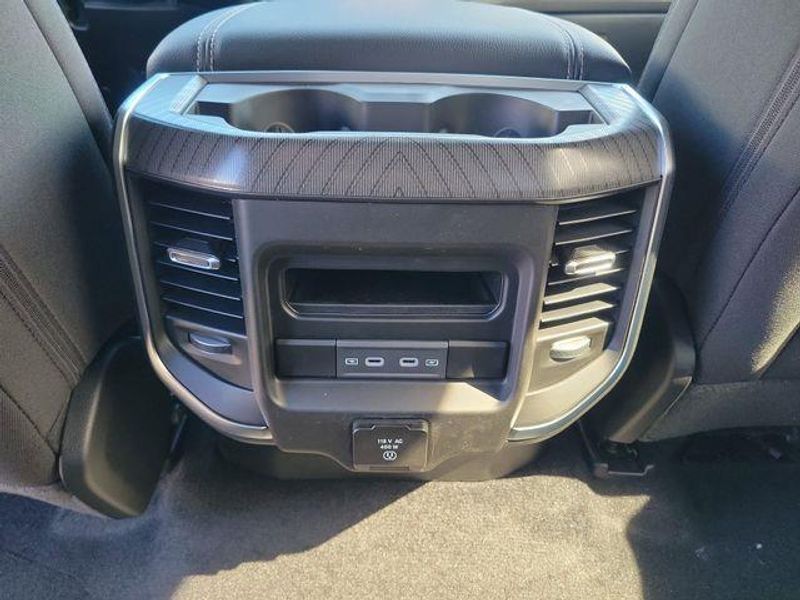 New 2026 RAM 1500 Big Horn Crew Cab 4x4 5'7' Box