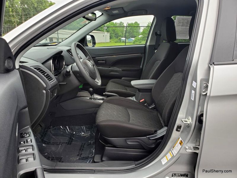 Used 2025 Mitsubishi Outlander Sport SE