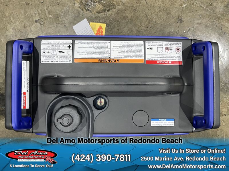 2021 Yamaha EF2200ISZ  in a BLUE exterior color. Del Amo Motorsports of Redondo Beach (424) 304-1660 delamomotorsports.com 