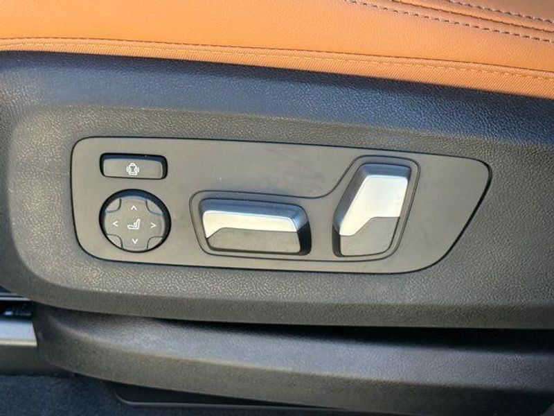 New 2026 BMW X5 xDrive40iImage 18