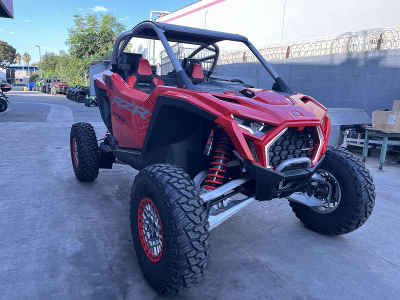 New 2026 Polaris RZR PRO R ULTIMATE Image 16
