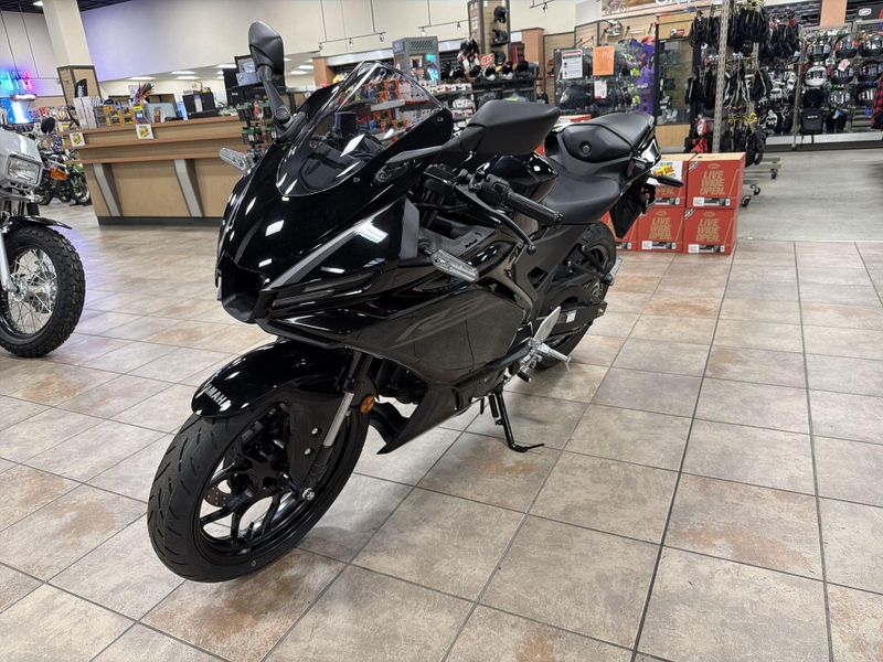 New 2026 Yamaha YZF-R3 ABS Image 17