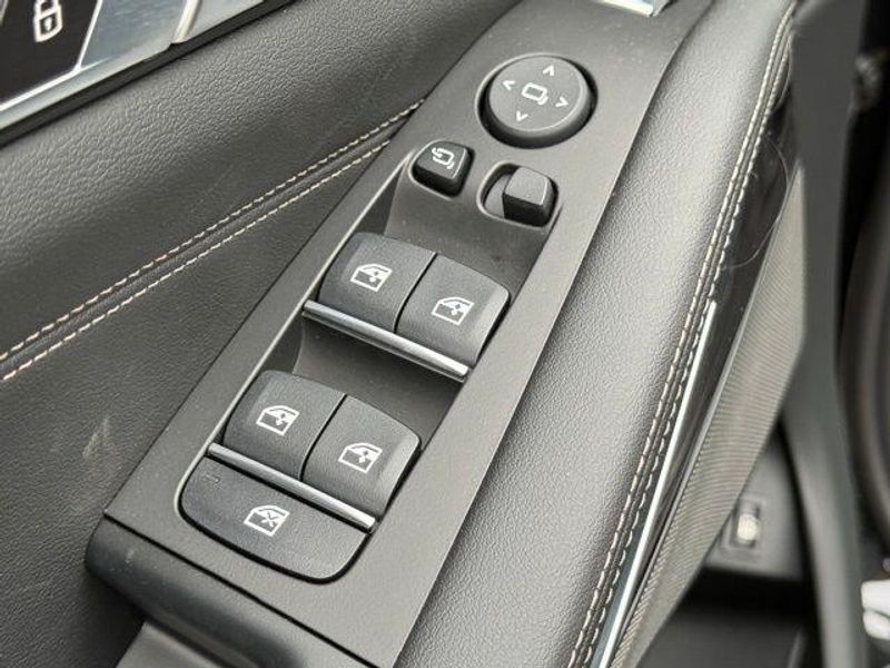 New 2026 BMW X5 xDrive50eImage 16