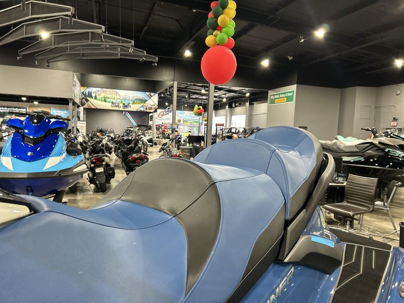 2025 Yamaha FX LIMITED SVHO  in a DEEPWATER BLUE exterior color. Del Amo Motorsports of Redondo Beach (424) 390-7811 delamomotorsports.com 