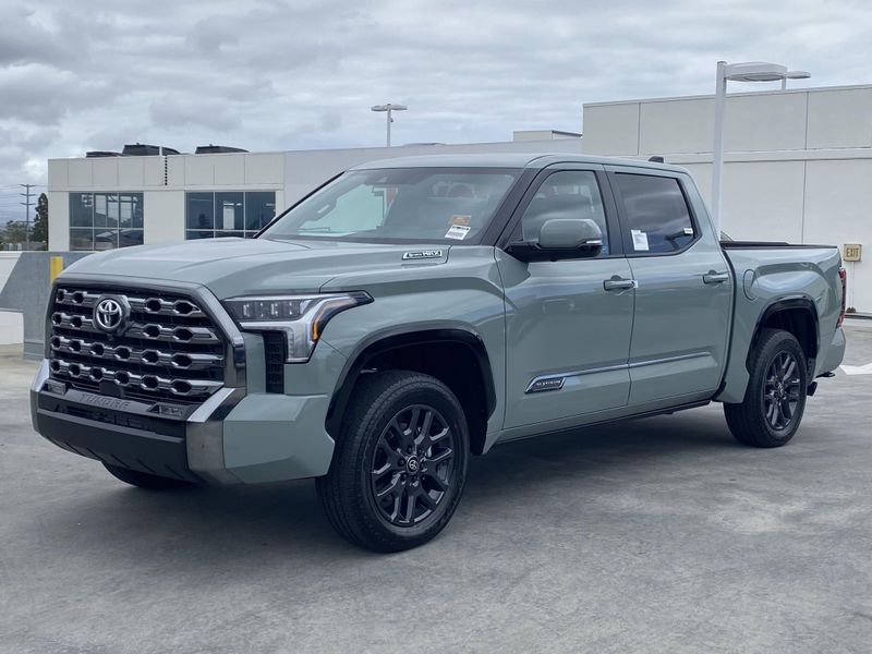 2025 Toyota Tundra Platinum HybridImage 6