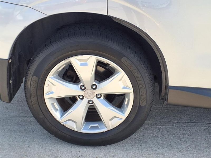 Used 2016 Subaru Forester 2.5i LimitedImage 6