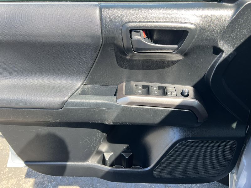 Used 2021 Toyota Tacoma 2WD SR5Image 5