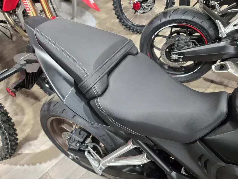 NEW 2026 HONDA CBR650R ECLUTCH Image 11