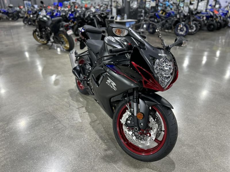 New 2026 Suzuki GSX-R750 Image 13