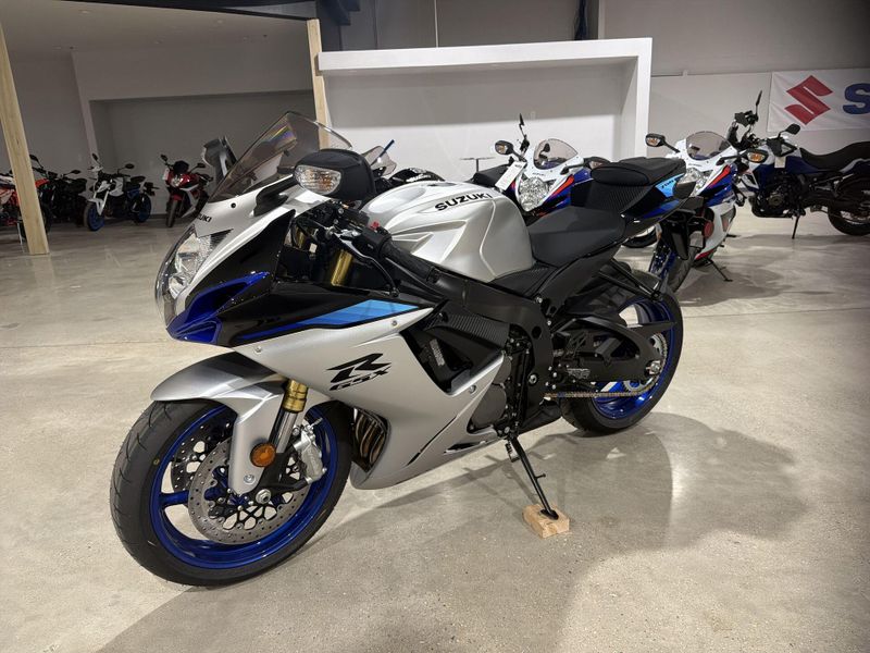 New 2026 Suzuki GSX-R750 Image 13