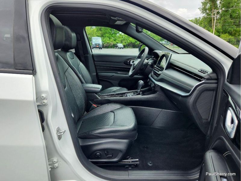 Used 2023 Jeep Compass High Altitude
