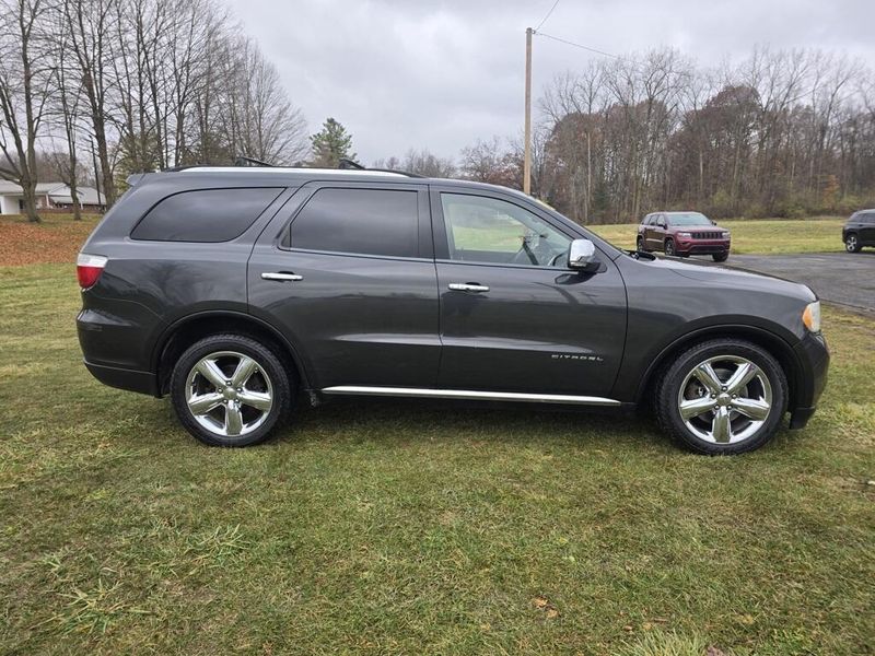 2011 Dodge Durango Citadel photo 4