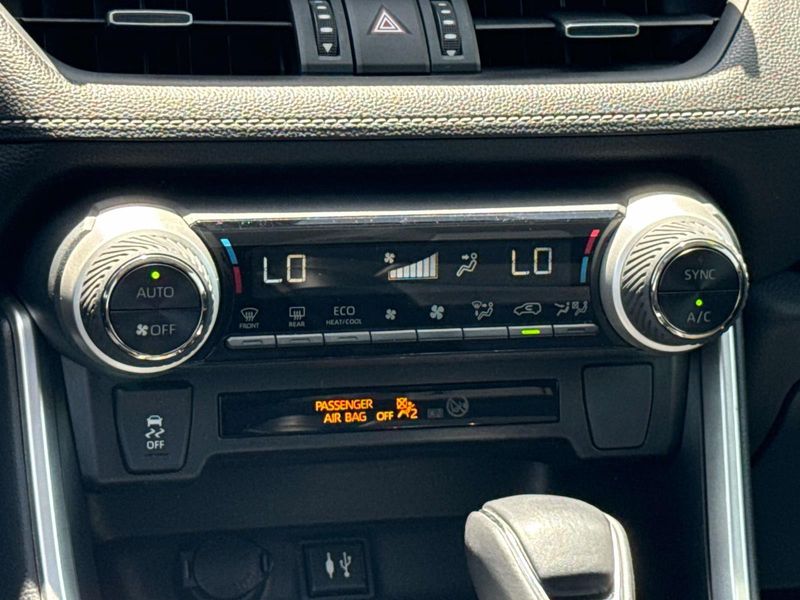 Used 2019 Toyota RAV4 XLE Premium FWD (Natl)