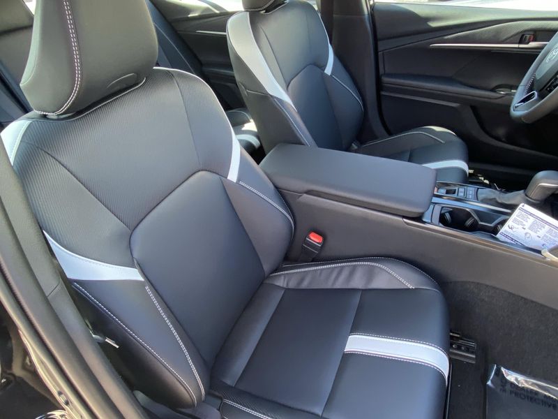 New 2026 Toyota Camry SEImage 11