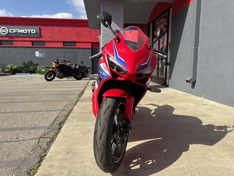 Used 2024 Honda CBR650R ABS Image 17
