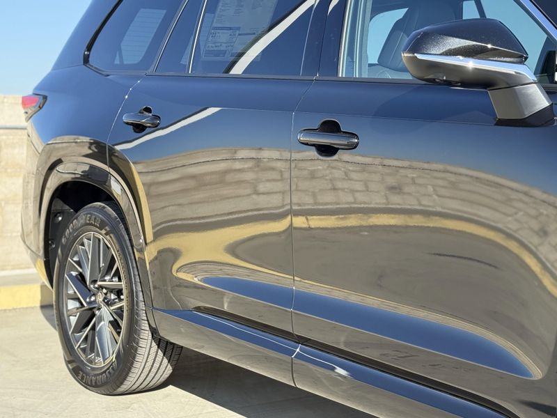 2025 LEXUS TX 350 PremiumImage 5