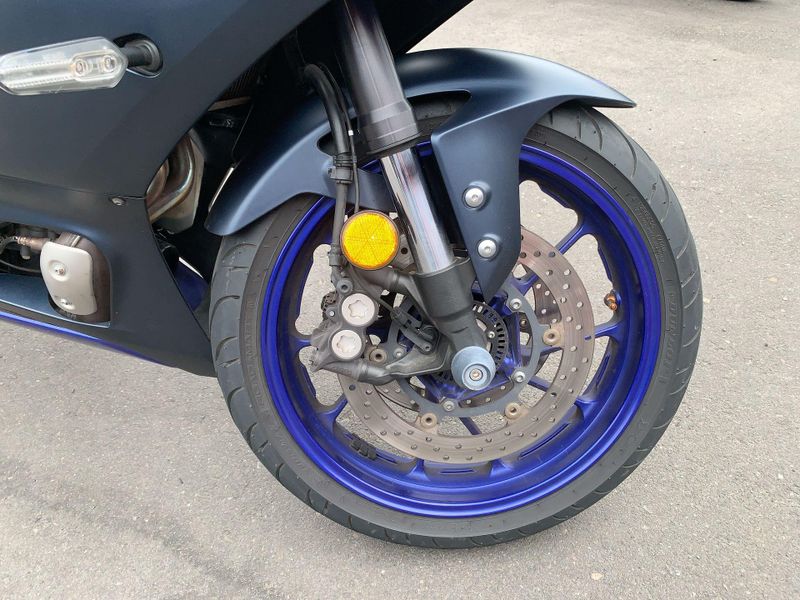 New 2025 Yamaha YZF-R7 Image 15