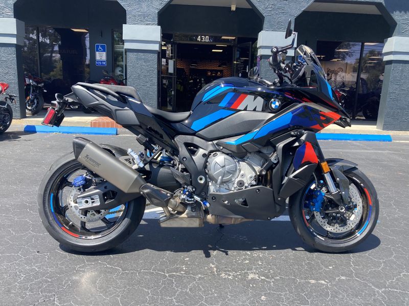 2025 BMW M 1000 XR