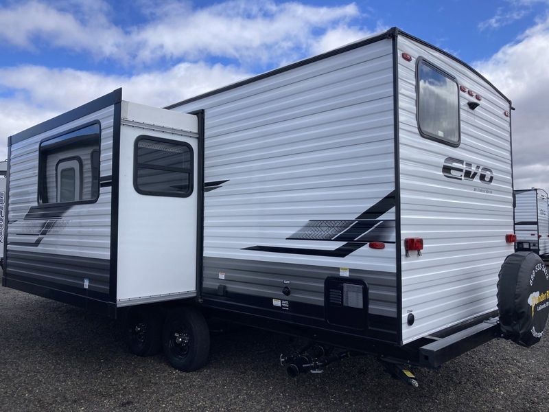 2022 STEALTH EVO 2400BH Image 3