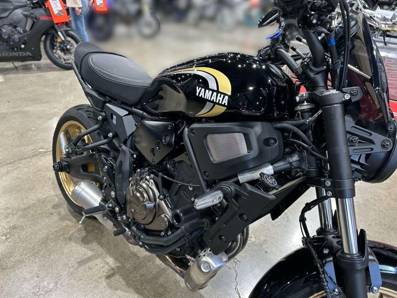 2023 Yamaha XSR700 Image 14