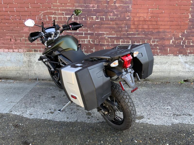 2018 Triumph TIGER 800 XCX