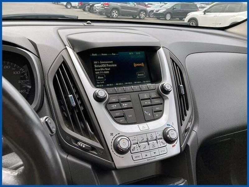 2016 Chevrolet Equinox LTImage 16
