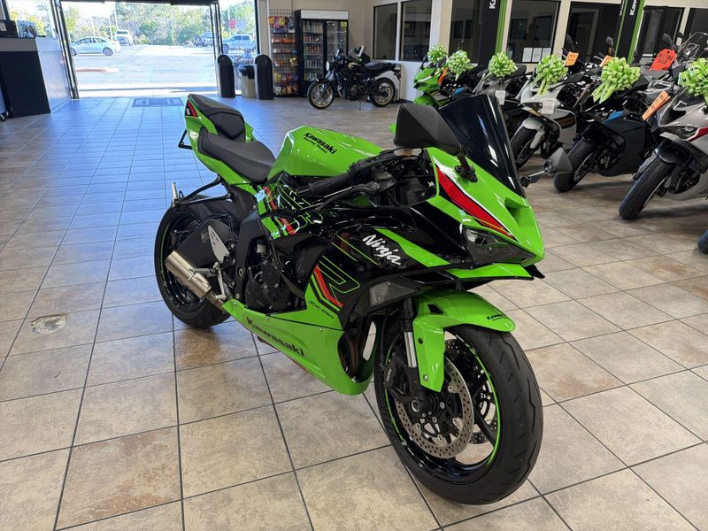 Used 2024 Kawasaki NINJA ZX-6R KRT EDITION ABS Image 11