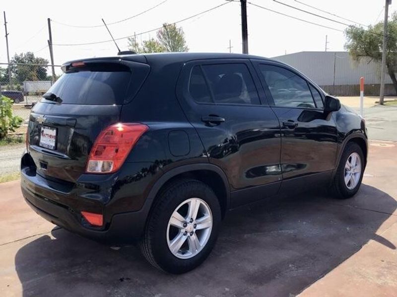 Used 2021 Chevrolet Trax LSImage 5