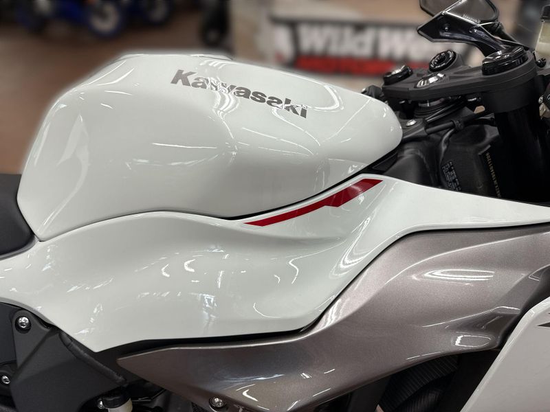 New 2025 Kawasaki NINJA ZX 6R | Wild West Motoplex
