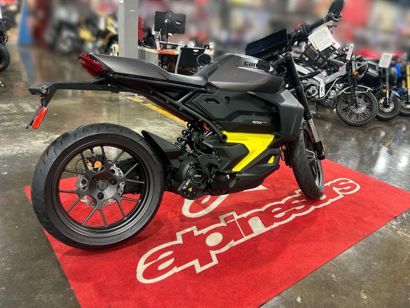 2025 Can-Am Pulse Image 27