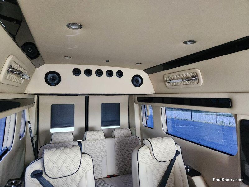 2024 RAM Promaster 2500 Slt+ Window Van High Roof 159