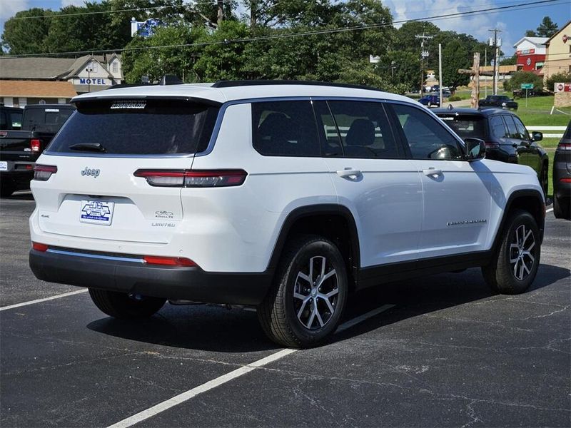2025 Jeep Grand Cherokee L Limited 4x4Image 6