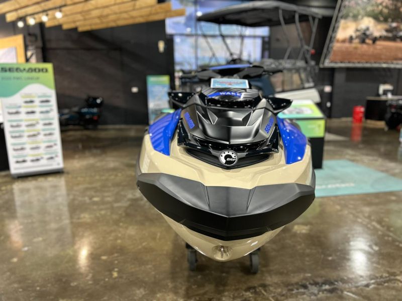 New 2025 Sea-Doo WAKE PRO 230 (SOUND SYSTEM) Image 9
