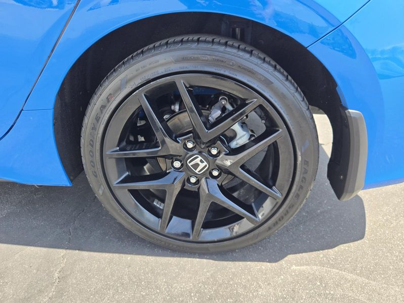 Used 2023 Honda Civic Hatchback Sport CVT